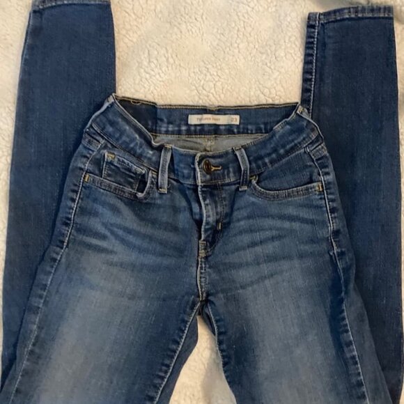 Women Levi’s Jeans/Skinny Jeans - Picture 1 of 4